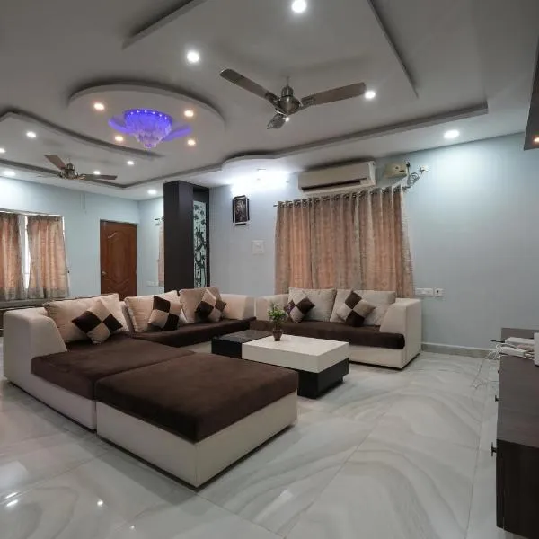 Paradise villas - duplex 5bhk - A Golden Group Of Premium Home Stays - tirupati，位于蒂鲁帕蒂的酒店