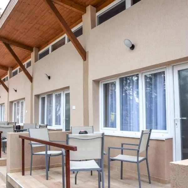 Lakeside Apartmanház Soltvadkert，位于绍尔特沃德凯特的酒店