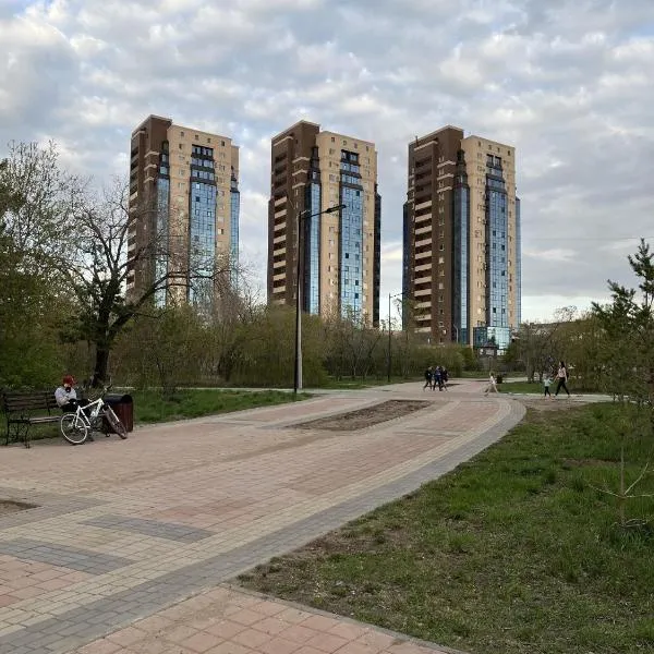 Люкс в ЖК Green City Park，位于卡拉甘达的酒店