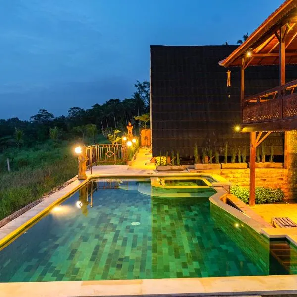 The Pyramid Ubud River Villas，位于吉安雅的酒店