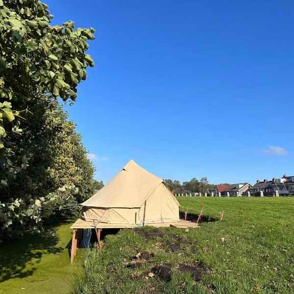 Bell Tent，位于Nieuwkoop的酒店