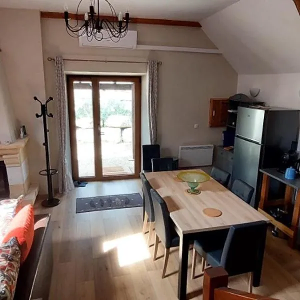 Chambre dans gîte，位于Orniac的酒店