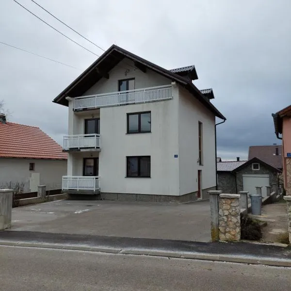 Apartmani Marin，位于库普雷斯的酒店