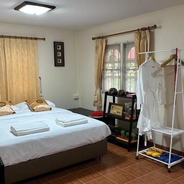 Narai - Homestay in Thapthan，位于Ban Nong Chum Saeng的酒店