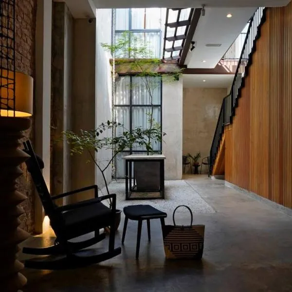 Quint Residence, Georgetown - Rustic Heritage Guesthouse by ALV，位于乔治市的酒店