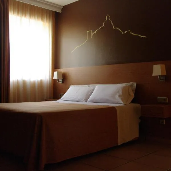 索尔索纳中央酒店，位于Olíus的酒店