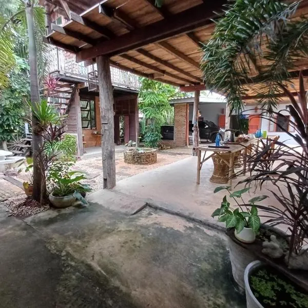 Baan Mali Lampang Homestay，位于Ban Muang Noi的酒店