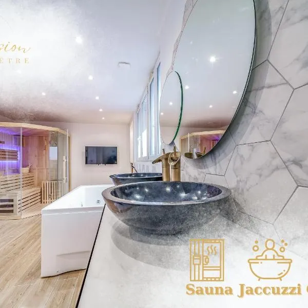 L'Evasion - Sauna Jacuzzi Cinema，位于图尔的酒店