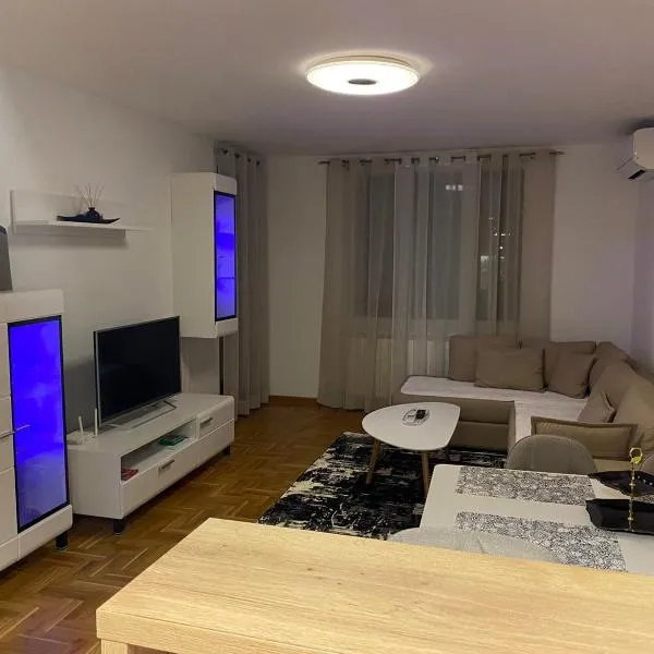 D&M Istočno Sarajevo，位于Donje Mladice的酒店
