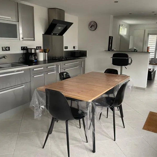 Proximité de Douai，位于Flers-en-Escrebieux的酒店