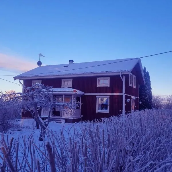 Sällinge House - Cozy Villa with Fireplace and Garden close to Uppsala，位于乌普萨拉的酒店