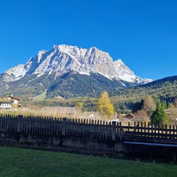 Alpinum Hostel Biberwier - Günstige Privatzimmer in der Zugspitz Arena，位于比伯维尔的酒店