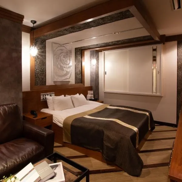 HOTEL KSEA (Adult Only)，位于松户市的酒店