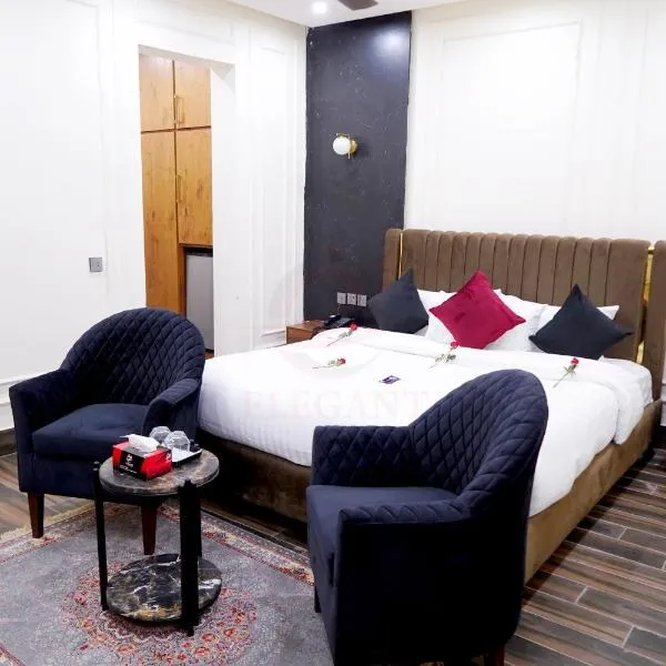 Elegant Executive Suite，位于木尔坦的酒店