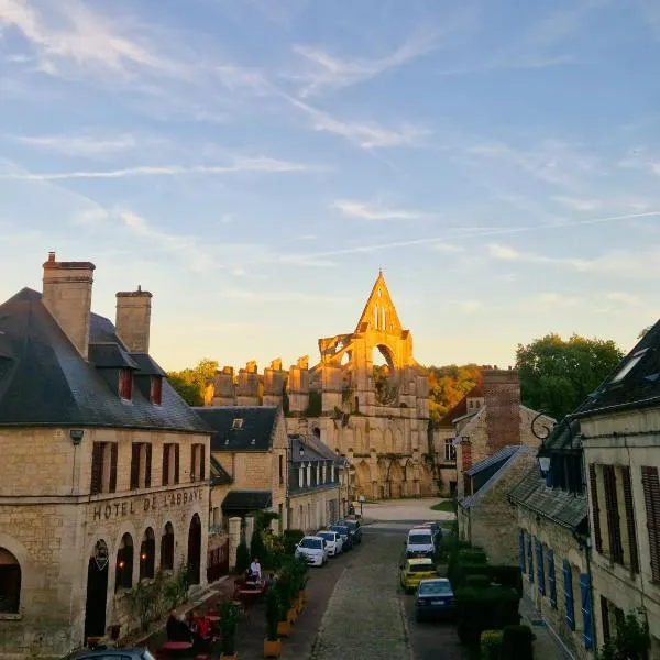 HOTEL DE L'ABBAYE DE LONGPONT，位于Fleury的酒店