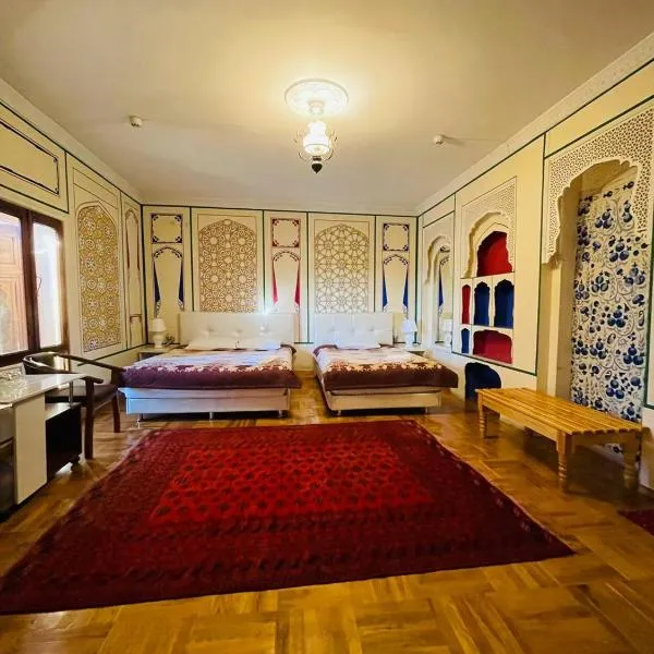 "CHOR MINOR" BOUTIQUE HOTEL Bukhara Old Town UNESCO HERITAGE List Est-Since 2003 Official Partner of Milano La Rosse Aroma，位于Udurgi的酒店