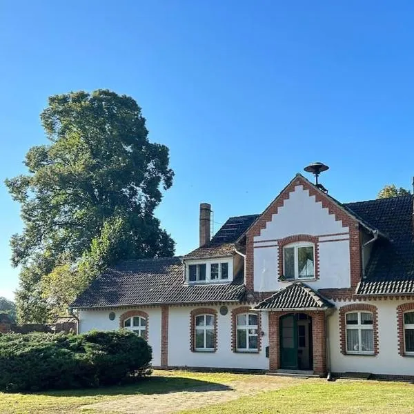Ferienhaus Sommer Linden，位于Deyelsdorf的酒店