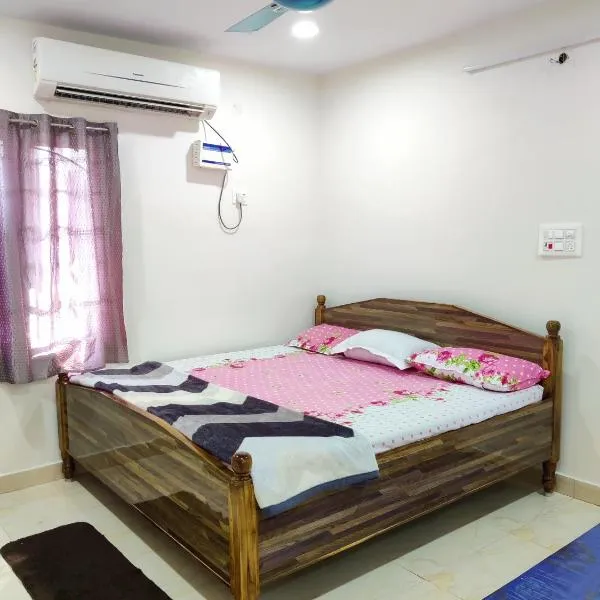 P V J RESIDENCY HOME Stay，位于Pithāpuram的酒店