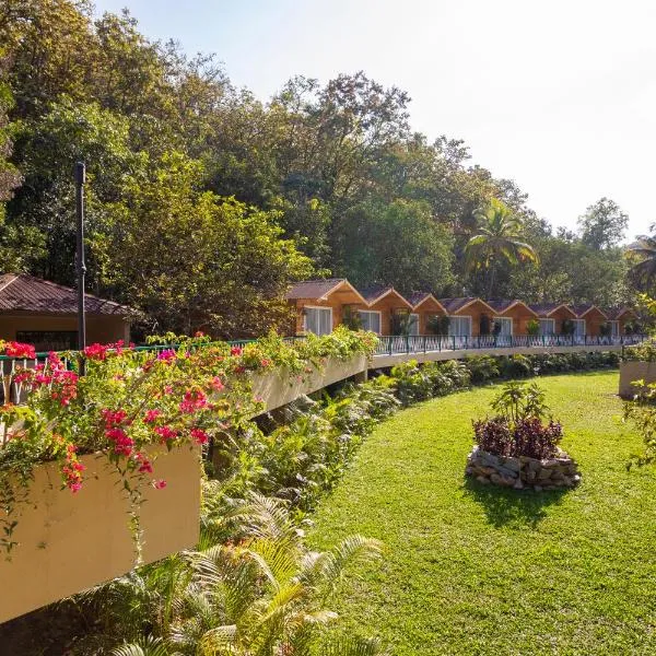 Stone Wood Jungle Resort, Dandeli，位于Ganeshgudi的酒店