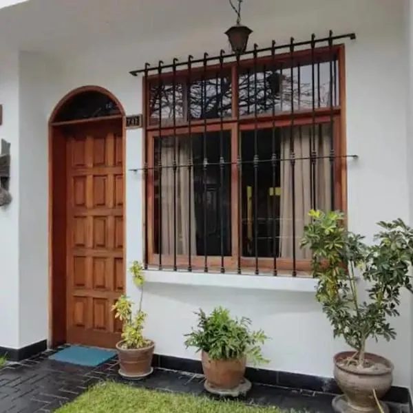 Casa Huaca，位于利马的酒店