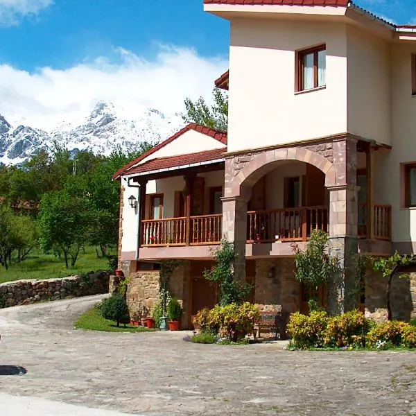 Apartamentos Javier，位于图里恩奥的酒店