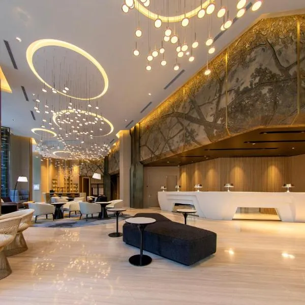 Crowne Plaza Kuala Lumpur City Centre by IHG，位于吉隆坡的酒店