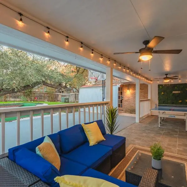 Beautiful Texas Ranch House, Game Room & Minigolf，位于圣安东尼奥的酒店