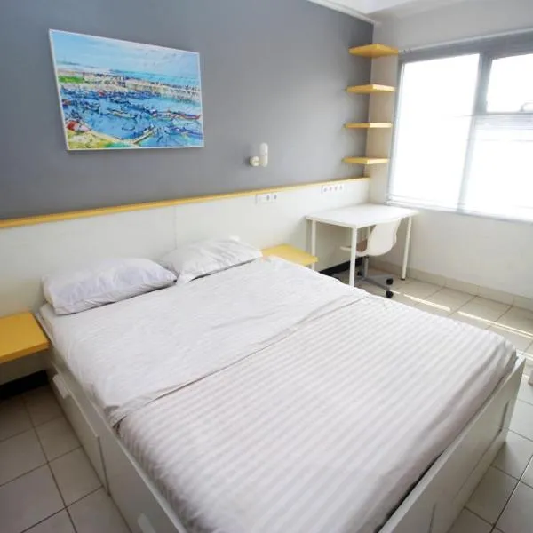 Easton Park Residence by Mustika，位于Sayang的酒店