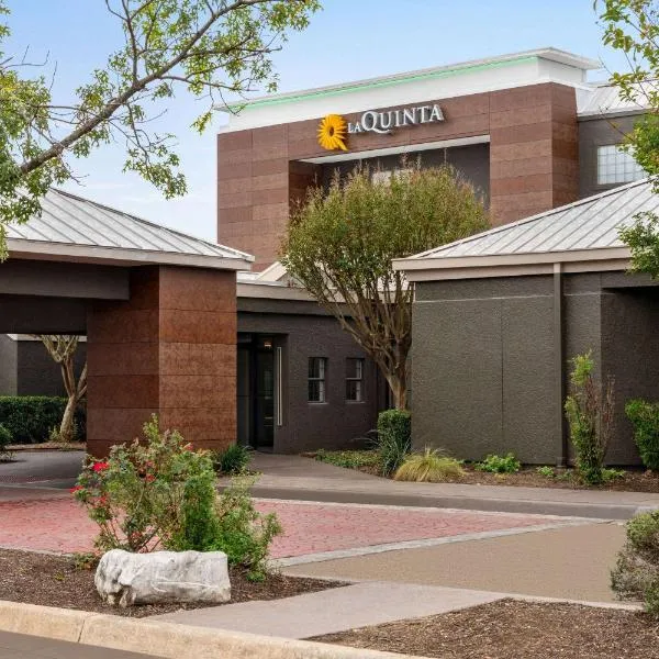 La Quinta by Wyndham Round Rock North，位于圆石城的酒店