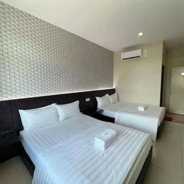 Pekan Auto City Budget Hotel，位于Kampong Seberang Pulau Manis的酒店