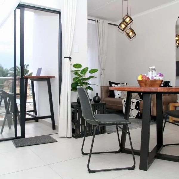 Sublime - By LaSerene - Carlswald，位于米德兰的酒店