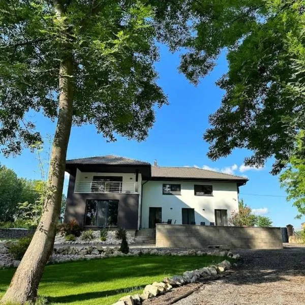 Riverside Residence，位于Trstice的酒店