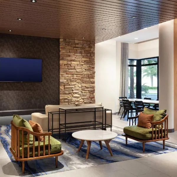 Fairfield Inn & Suites by Marriott Wellington-West Palm Beach，位于惠灵顿的酒店