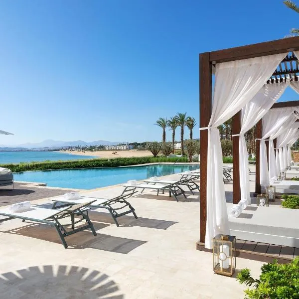 The St. Regis La Bahia Blanca Resort - Tamuda Bay，位于Jebel Zemzem的酒店