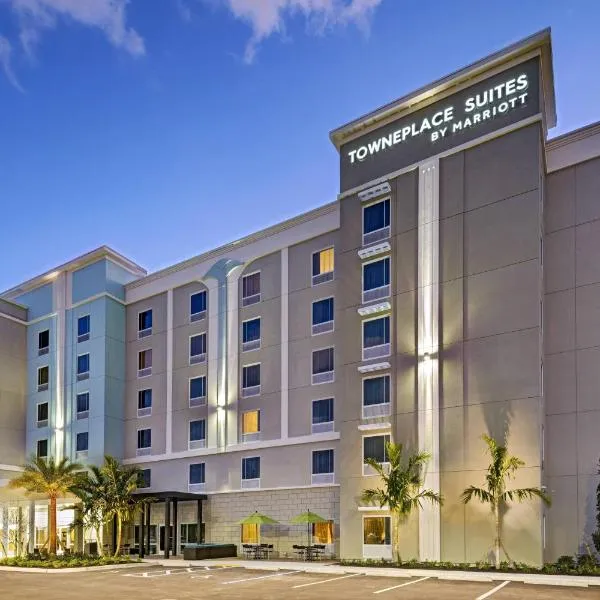 TownePlace Suites by Marriott Naples，位于Orangetree的酒店