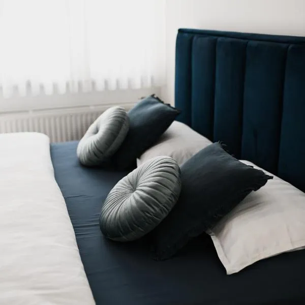 Studio apartman Aurora，位于贾科沃的酒店