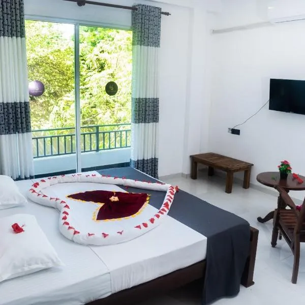 Hotel Sapid Luck Yala Safari，位于Wirawila的酒店