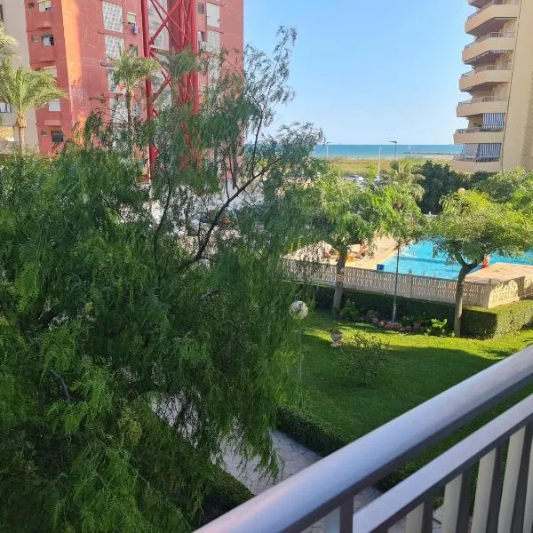 Bonito apartamento con vistas al mar，位于普拉亚博布拉-德法纳的酒店