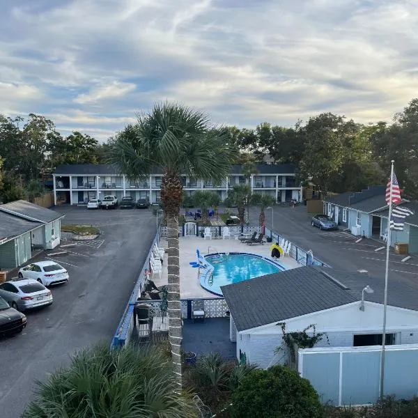 Gulf Coast Inn，位于彭萨科拉海滩的酒店