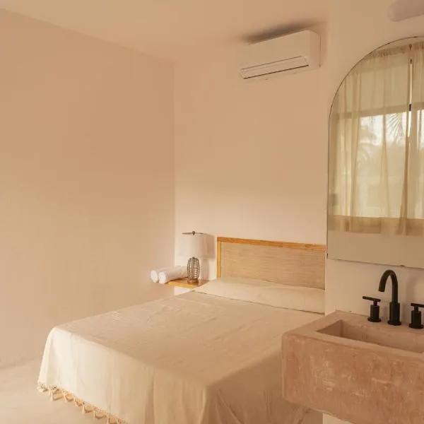 La Punta Rooms，位于Brisas de Zicatela的酒店
