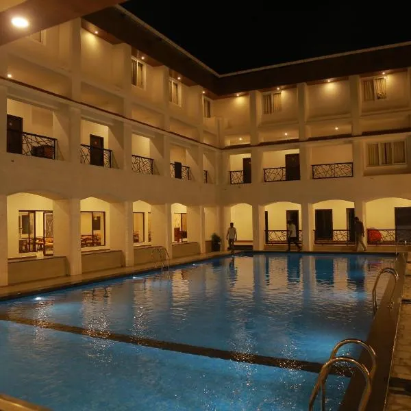 THE RIVIERA，位于Allinagaram的酒店