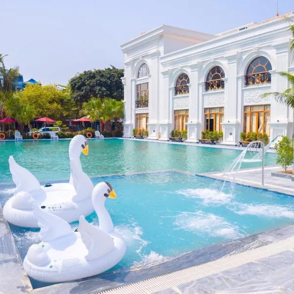 Hoa Nam Hotel，位于Ðục Khê的酒店
