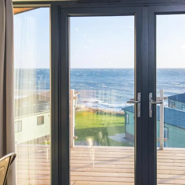 Sauchope Links Holiday Lodge and Glamping Park，位于克雷尔的酒店