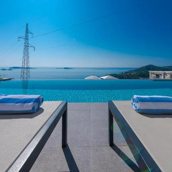 Apartments Villa Poco Loco，位于米利尼的酒店