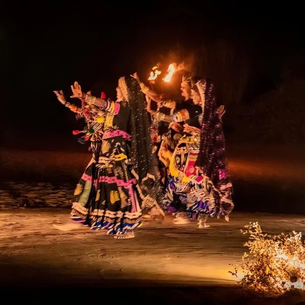 Dashing Desert Camps & Resort，位于山姆的酒店