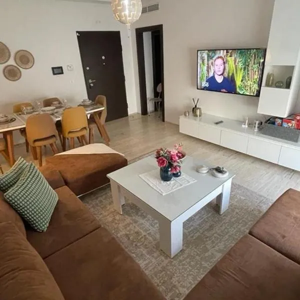 Schöne, ruhige neuwertige 127qm Ferienwohnung，位于Sidi Daoud的酒店