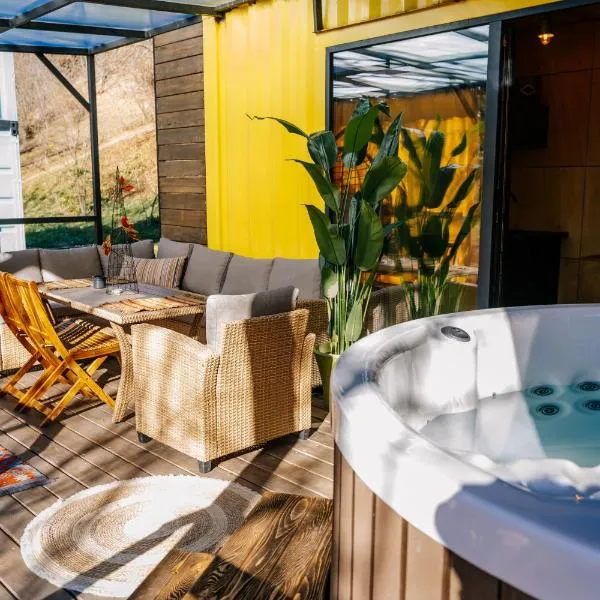 Gipsy Village Park Hotel，位于Asuretʼi的酒店