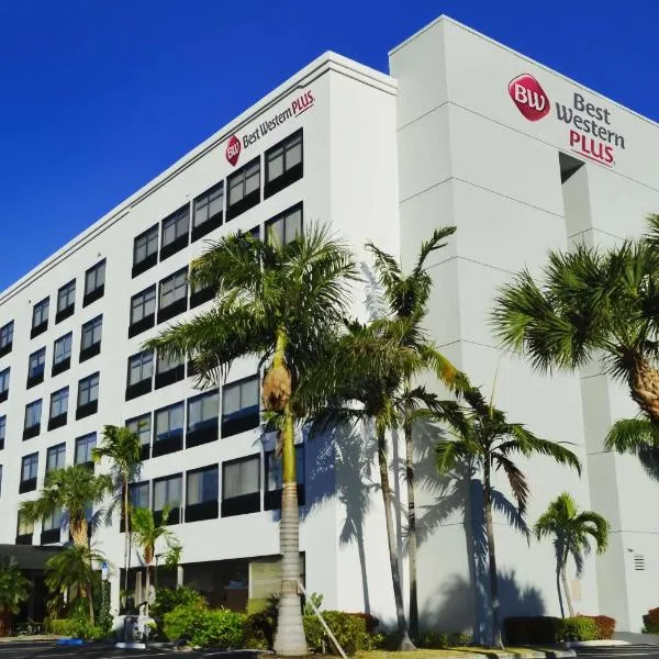 Best Western Plus Ft Lauderdale Hollywood Airport Hotel，位于好莱坞的酒店