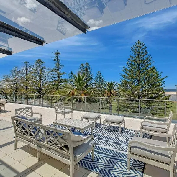 Coast Luxury Apartments 17，位于安特兰斯的酒店