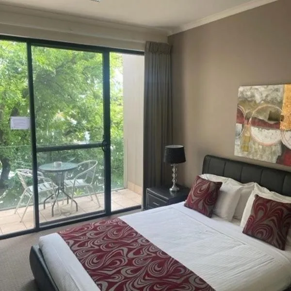 RNR Sturt Holiday Home，位于阿德莱德的酒店